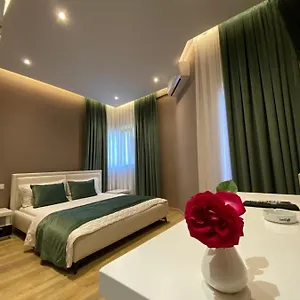 hotel-akropoli.hotels-in-tirana.com/